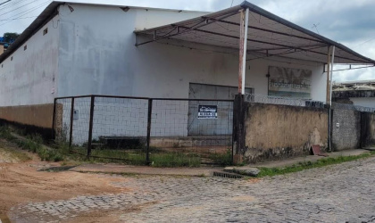 Rua Ides Edson de Resende, - Engenho de Serra.. Formiga, ,Galpão,Aluguel,1198