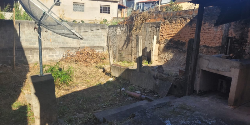 Rua João Fernandes Souto, 155 - Sagrado Coração de Jesus. Formiga, 2 Bedrooms Bedrooms, ,1 BathroomBathrooms,Casa,Aluguel,1257