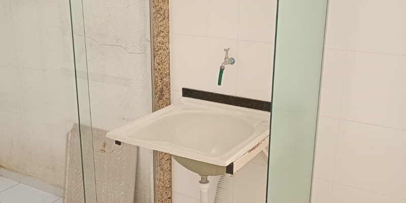 Rua Coronel José Gonçalves D'amarante, 270 - Centro. Formiga, 1 Bedroom Bedrooms, 7 Rooms Rooms,1 BathroomBathrooms,Quitinete,Aluguel,1266