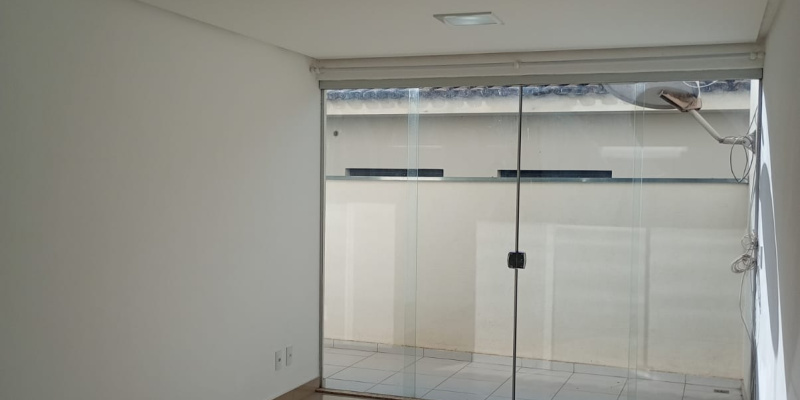 Rua Coronel José Gonçalves D'amarante, 270 - Centro. Formiga, 1 Bedroom Bedrooms, 7 Rooms Rooms,1 BathroomBathrooms,Quitinete,Aluguel,1266