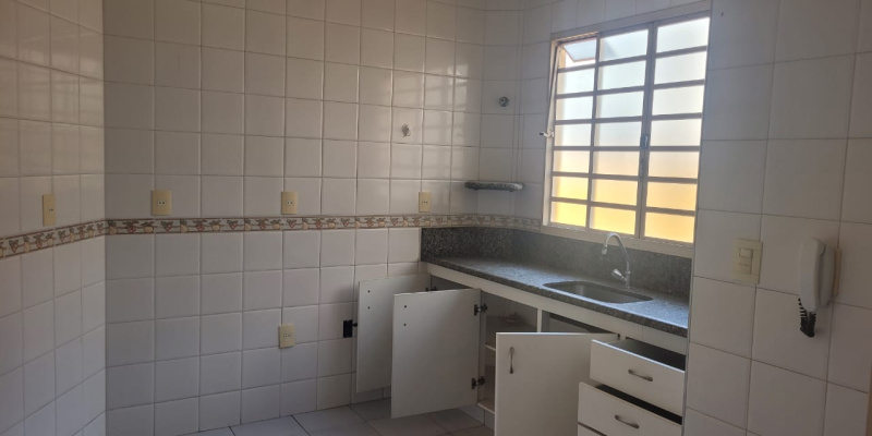 Rua Terezinha Figueiredo, 80-A - Jardim América. Formiga, ,2 BathroomsBathrooms,Casa,Aluguel,1267