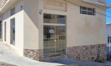 Rua Nicodemos Bueno dos Santos, 75 - Quinzinho. Formiga, 2 Rooms Rooms,Loja,Aluguel,1275