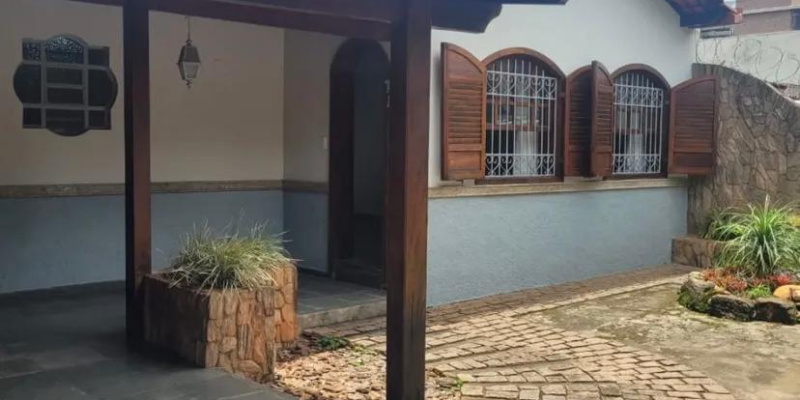 Rua Justo de Paula Gomes, 260 - Quinzinho. Formiga, 3 Bedrooms Bedrooms, ,1 BathroomBathrooms,Casa,Venda,1279