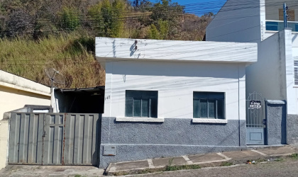 Rua Campos Altos, 142 - Engenho de Serra. Formiga, 2 Bedrooms Bedrooms, ,1 BathroomBathrooms,Casa,Aluguel,1303