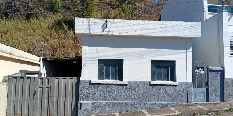 Rua Campos Altos, 142 - Engenho de Serra. Formiga, 2 Bedrooms Bedrooms, ,1 BathroomBathrooms,Casa,Aluguel,1303