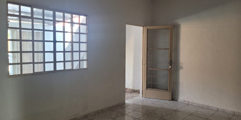 Rua dos Professores, 265 - Santa Teresa (Cristo). Formiga, 2 Bedrooms Bedrooms, ,1 BathroomBathrooms,Casa,Aluguel,1304