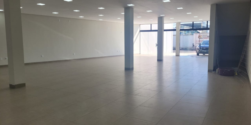 Rua Neném Belo, 88 - Quinzinho. Formiga, 4 Rooms Rooms,2 BathroomsBathrooms,Loja,Aluguel,1308