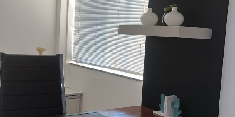 Rua Dr. Teixeira Soares, 284 - Centro. Formiga, 1 Room Rooms,1 BathroomBathrooms,Sala Comercial,Aluguel,Med Center,1313