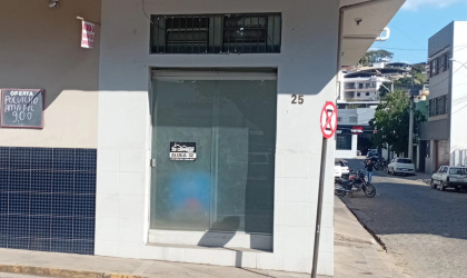 Rua Artimênio Piva Toneli, 25 - Centro. Formiga, 1 Room Rooms,1 BathroomBathrooms,Loja,Aluguel,1314