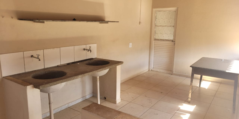 Rua Dr Donato de Andrade, 160 - Centenário. Formiga, 3 Bedrooms Bedrooms, ,3 BathroomsBathrooms,Casa,Aluguel,1324