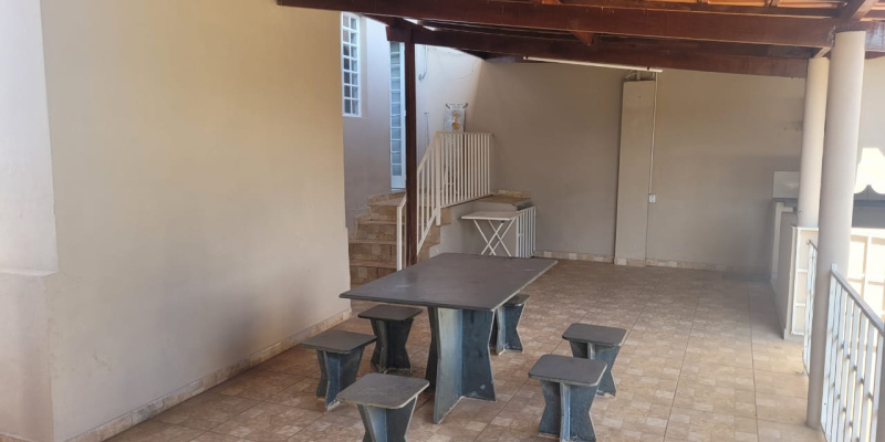 Rua Dr Donato de Andrade, 160 - Centenário. Formiga, 3 Bedrooms Bedrooms, ,3 BathroomsBathrooms,Casa,Aluguel,1324