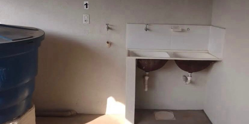 Rua Pains, 89 - Sagrado Coração de Jesus. Formiga, 1 Bedroom Bedrooms, 5 Rooms Rooms,1 BathroomBathrooms,Quitinete,Aluguel,1331