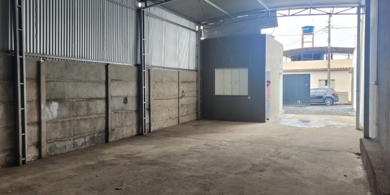 Rua Francisco Cabral, 490 - Nossa Senhora de Lourdes. Formiga, ,Galpão,Aluguel,1333