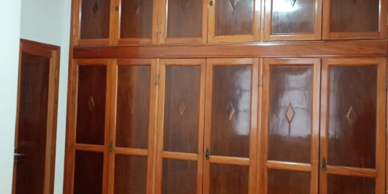 Rua Camilo Fonseca, 62 - Centro . Formiga, 4 Bedrooms Bedrooms, ,3 BathroomsBathrooms,Casa,Aluguel,1335