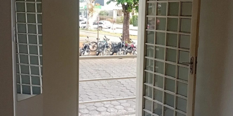 Praça São Vicente Férrer, - Centro . Formiga, 3 Rooms Rooms,1 BathroomBathrooms,Sala Comercial,Aluguel,1336