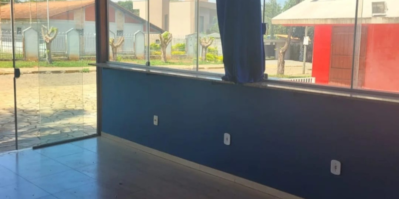 Rua George Norman Kutowa, 16 - Balneário Furnastur . Formiga, 2 Rooms Rooms,3 BathroomsBathrooms,Loja,Aluguel,1341