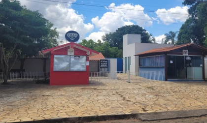 Rua George Norman Kutowa, 16 - Balneário Furnastur . Formiga, 2 Rooms Rooms,3 BathroomsBathrooms,Loja,Aluguel,1341