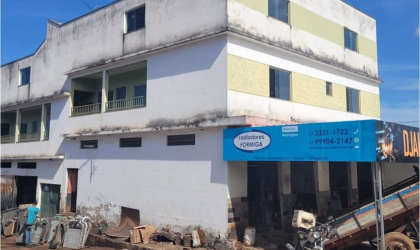 Rua dos Universitários, 217, quitinete 03 - Del Rey. Formiga, 1 Bedroom Bedrooms, 4 Rooms Rooms,1 BathroomBathrooms,Quitinete,Aluguel,1343