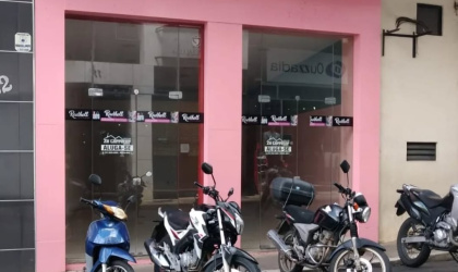 Rua Professor Joaquim Rodarte, - Centro . Formiga, 3 Rooms Rooms,1 BathroomBathrooms,Sala Comercial,Aluguel,1347