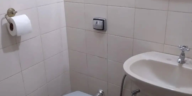 Rua Silviano Brandão, 178 - Centro . Formiga, 3 Rooms Rooms,1 BathroomBathrooms,Sala Comercial,Aluguel,1353