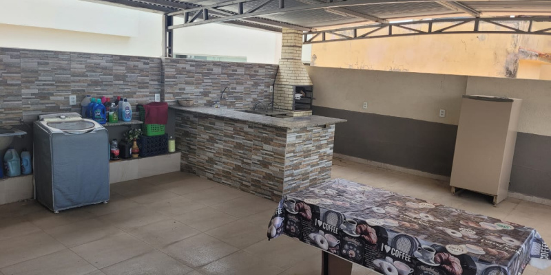 Centro. Formiga, 8 Bedrooms Bedrooms, ,3 BathroomsBathrooms,Casa,Venda,1357