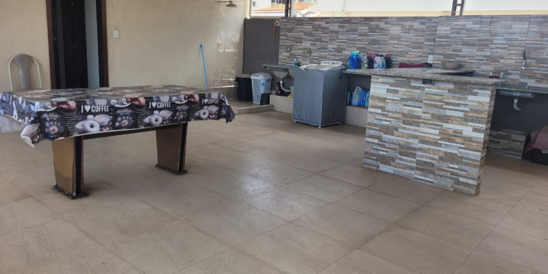 Centro. Formiga, 8 Bedrooms Bedrooms, ,3 BathroomsBathrooms,Casa,Venda,1357