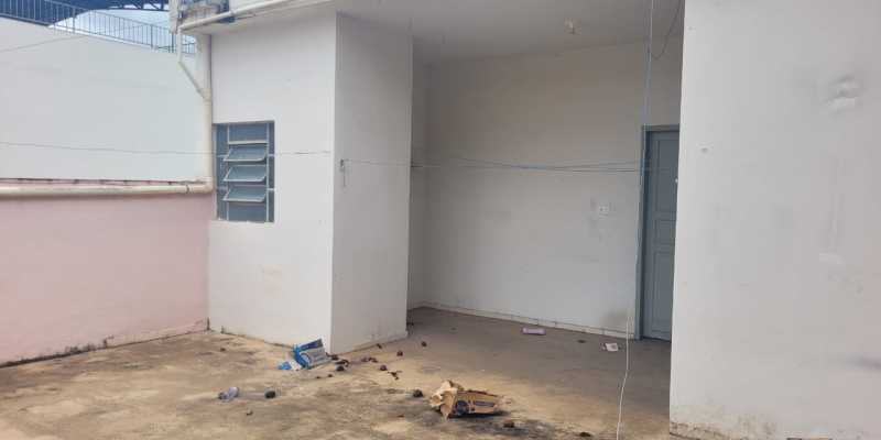 Avenida Rio Branco, 330 - Centro. Formiga, 3 Bedrooms Bedrooms, ,1 BathroomBathrooms,Casa,Aluguel,1385