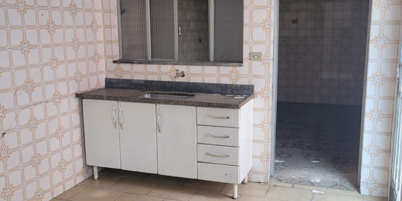Avenida Rio Branco, 330 - Centro. Formiga, 3 Bedrooms Bedrooms, ,1 BathroomBathrooms,Casa,Aluguel,1385