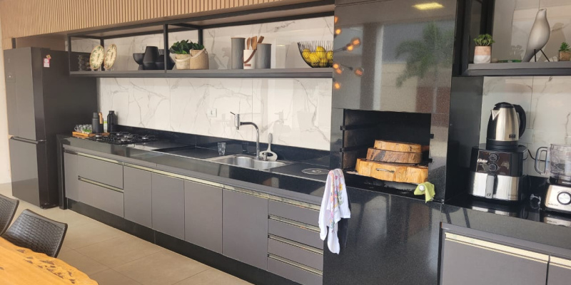 ., 3 Bedrooms Bedrooms, ,4 BathroomsBathrooms,Casa,Venda,1392