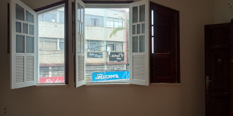 Praça Getúlio Vargas, 33-A - Centro. Formiga, 3 Bedrooms Bedrooms, ,1 BathroomBathrooms,Apartamento,Aluguel,1395