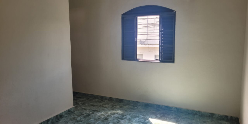 Rua Doutor Teixeira Soares, 1210 - Engenho de Serra. Formiga, 4 Bedrooms Bedrooms, ,2 BathroomsBathrooms,Casa,Aluguel,1404