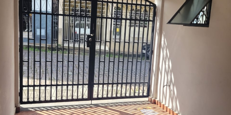 Rua Doutor Teixeira Soares, 1210 - Engenho de Serra. Formiga, 4 Bedrooms Bedrooms, ,2 BathroomsBathrooms,Casa,Aluguel,1404