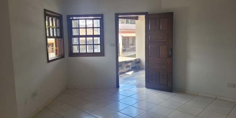Rua Francisca Teixeira Rodarte, 650 - Santa Luzia. Formiga, 3 Bedrooms Bedrooms, ,3 BathroomsBathrooms,Casa,Aluguel,1405