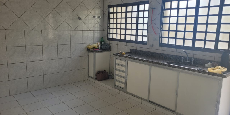 Rua Francisca Teixeira Rodarte, 650 - Santa Luzia. Formiga, 3 Bedrooms Bedrooms, ,3 BathroomsBathrooms,Casa,Aluguel,1405