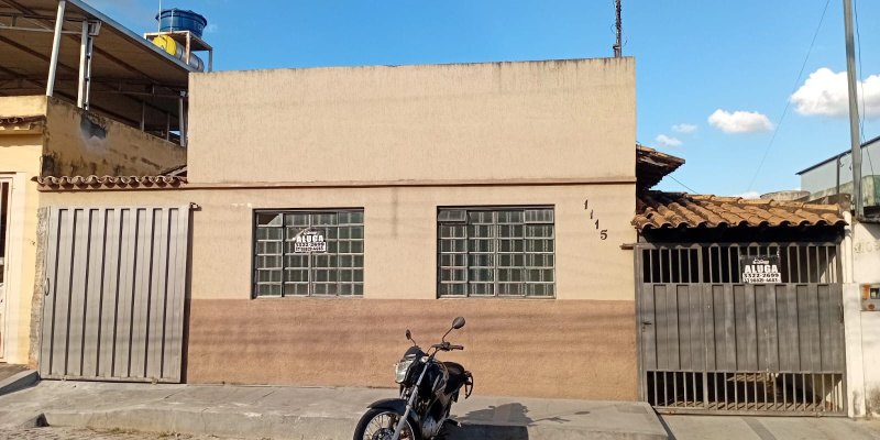 Rua Dr. Teixeira Soares, 1115 - Engenho de Serra. Formiga, 2 Bedrooms Bedrooms, ,1 BathroomBathrooms,Casa,Aluguel,1412