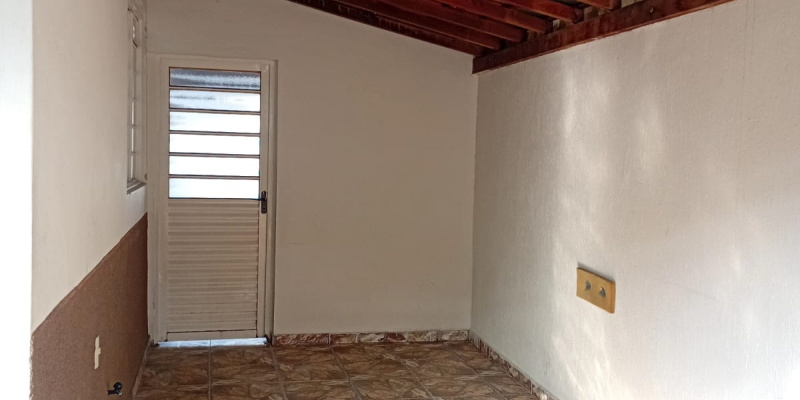 Rua Dr. Teixeira Soares, 1115 - Engenho de Serra. Formiga, 2 Bedrooms Bedrooms, ,1 BathroomBathrooms,Casa,Aluguel,1412