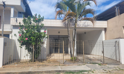 Rua Santa Teresa, - Giarola . Formiga, 3 Bedrooms Bedrooms, ,1 BathroomBathrooms,Casa,Aluguel,1418