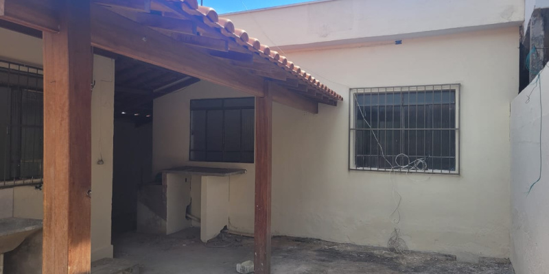 Rua Santa Teresa, - Giarola . Formiga, 3 Bedrooms Bedrooms, ,1 BathroomBathrooms,Casa,Aluguel,1418
