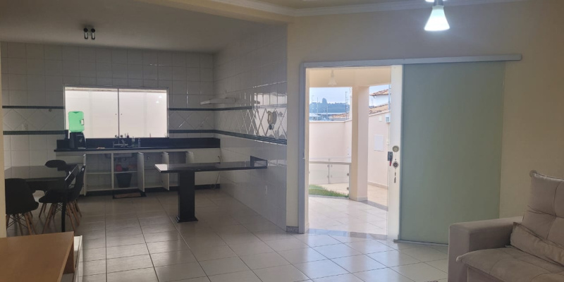 Rua Artur Frade, - Santa Luzia. Formiga, 3 Bedrooms Bedrooms, ,2 BathroomsBathrooms,Casa,Aluguel,1427
