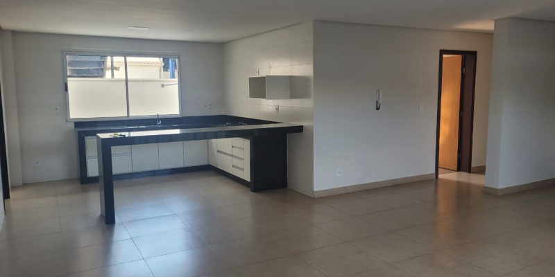 Rua Coronel José Gonçalves D'amarante, 325 - Centro. Formiga, 3 Bedrooms Bedrooms, ,2 BathroomsBathrooms,Apartamento,Aluguel,1432