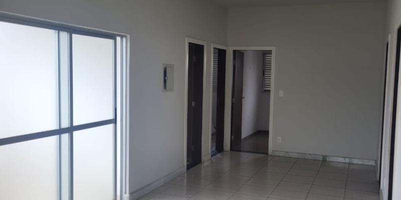 Praça Coronel Florêncio Rodrigues Nunes Sobrinho, 13 - Sagrado Coração de Jesus . Formiga, 3 Bedrooms Bedrooms, ,2 BathroomsBathrooms,Apartamento,Aluguel,1438