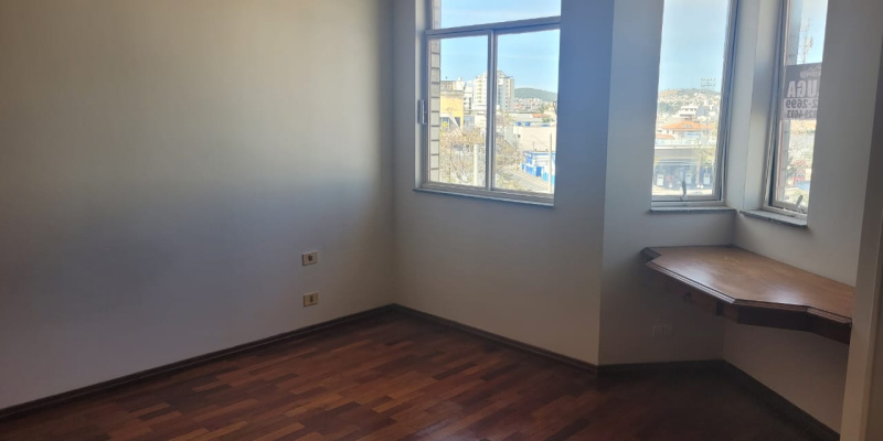 Rua Dr Henrique Braga, 40 - Centro. Formiga, 4 Bedrooms Bedrooms, ,4 BathroomsBathrooms,Apartamento,Aluguel,1447