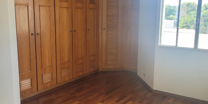 Rua Dr Henrique Braga, 40 - Centro. Formiga, 4 Bedrooms Bedrooms, ,4 BathroomsBathrooms,Apartamento,Aluguel,1447