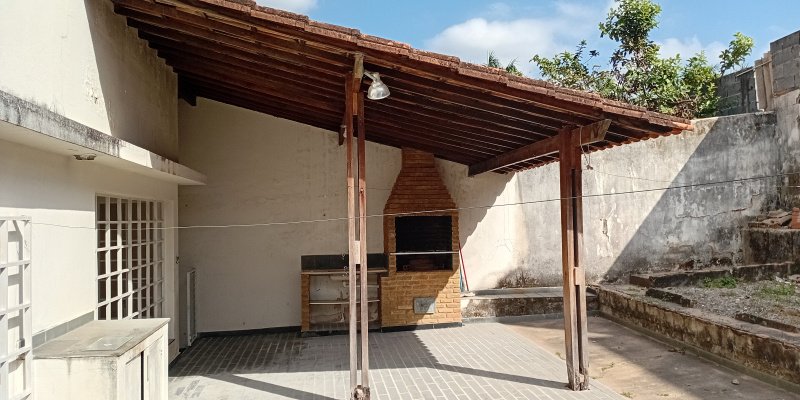 Rua São Geraldo, 155 - Engenho de Serra. Formiga, 4 Bedrooms Bedrooms, ,2 BathroomsBathrooms,Apartamento,Aluguel,1463