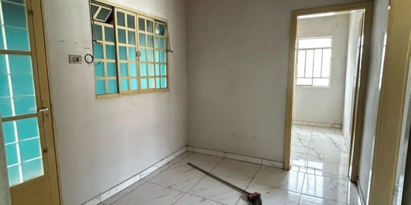 Avenida 1° de Maio, 55 - Quinzinho. Formiga, 2 Bedrooms Bedrooms, ,Casa,Aluguel,1467