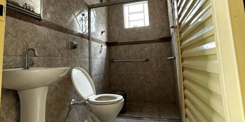 Avenida 1° de Maio, 55 - Quinzinho. Formiga, 2 Bedrooms Bedrooms, ,Casa,Aluguel,1467