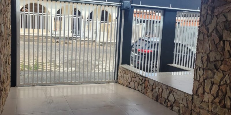Rua Maria José Belo Alvarenga, 92A - . Formiga, 5 Bedrooms Bedrooms, ,2 BathroomsBathrooms,Casa,Aluguel,1468