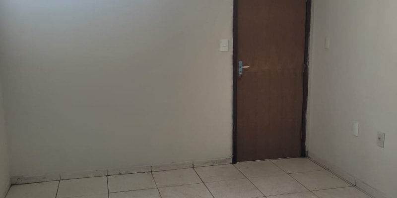 Avenida Abílio Machado, 04 - Sagrado Coração de Jesus . Formiga, 1 Bedroom Bedrooms, 4 Rooms Rooms,1 BathroomBathrooms,Quitinete,Aluguel,1475
