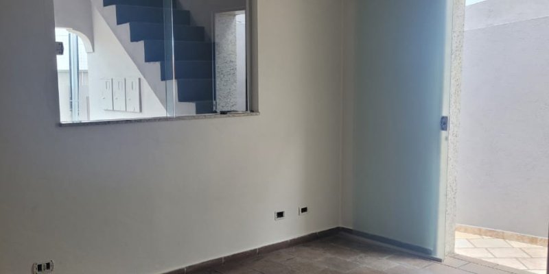 Rua São Paulo, 554 - Bela Vista . Formiga, 3 Bedrooms Bedrooms, ,2 BathroomsBathrooms,Casa,Aluguel,1476
