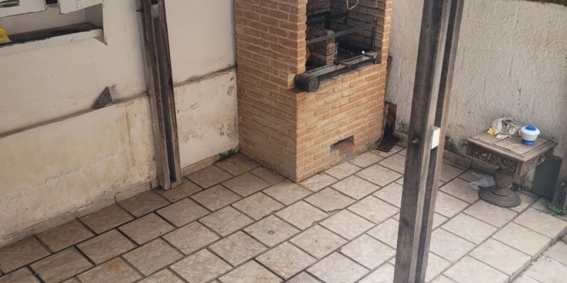 Rua Costa Rica, - Bairro Nossa Senhora de Lourdes. Formiga, 2 Bedrooms Bedrooms, ,1 BathroomBathrooms,Casa,Aluguel,1477